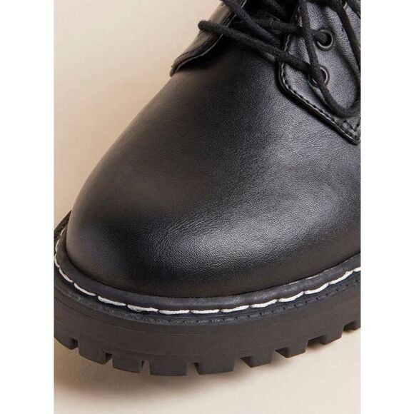 New Torrid Black Oxford Lace-up Sz 7 Extra Wide Vegan Leather - Picture 7 of 11